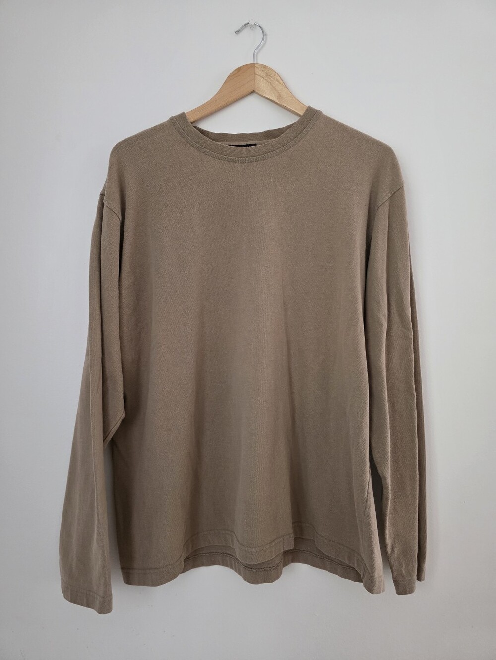 Men's Long Sleeve Crewneck Shirt in Taupe